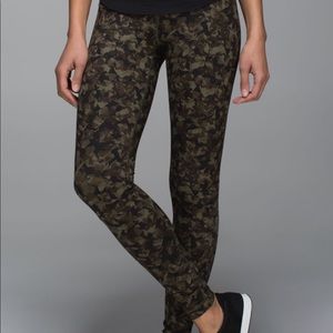Lululemon Wunder Under Pant in Mystic Jungle Green